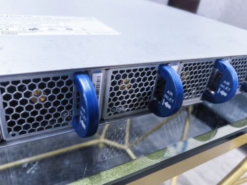 Refurbished DCS-7050QX-32-R 32-Port 100G Switch. Advanced Routing. 1U Rackmount - Picture 3 of 3