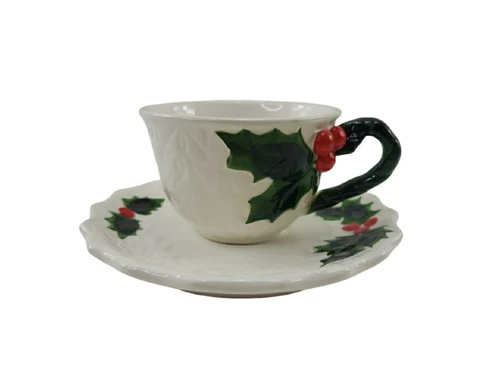 Vintage Chistmas Lefton China Holly Berry Cup & Saucer 1970-1971 #6067 White 