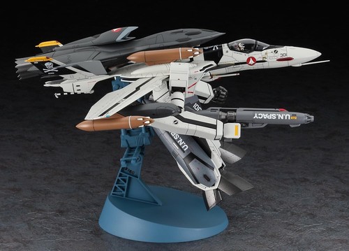 Hasegawa 1/72 MACROSS ZERO VF-0S GERWALK w/GHOST MODEL KIT 65889 - Picture 4 of 19