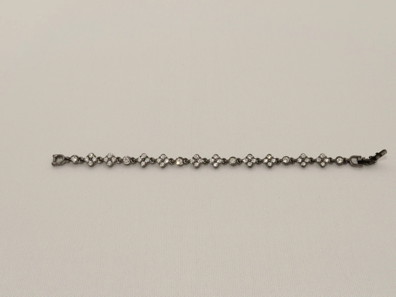 GIVENCHY Silver Tone Tennis Swarovski Crystal Vintage Bracelet Jewelry Br12