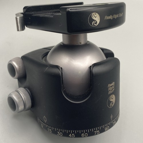 Really Right Stuff RRS BH-55 Ball Head with Lever-Release Panning Clamp & pouch - Picture 6 of 9