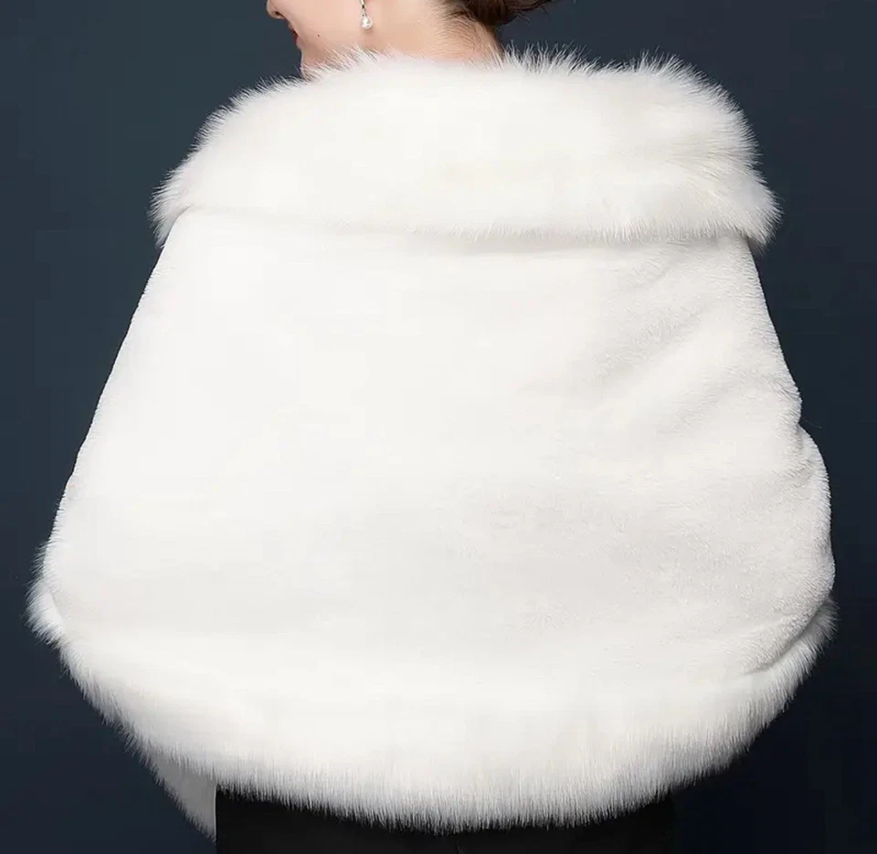 优雅的白色人造毛皮披肩柔软保暖防风婚礼、冬季、派对 — 第 4/4 张图片