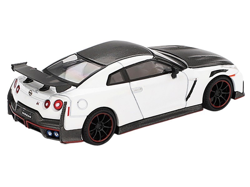 2024 NISSAN GT-R NISMO (R35) BRILLIANT WHITE 1/64 DIECAST BY MINI