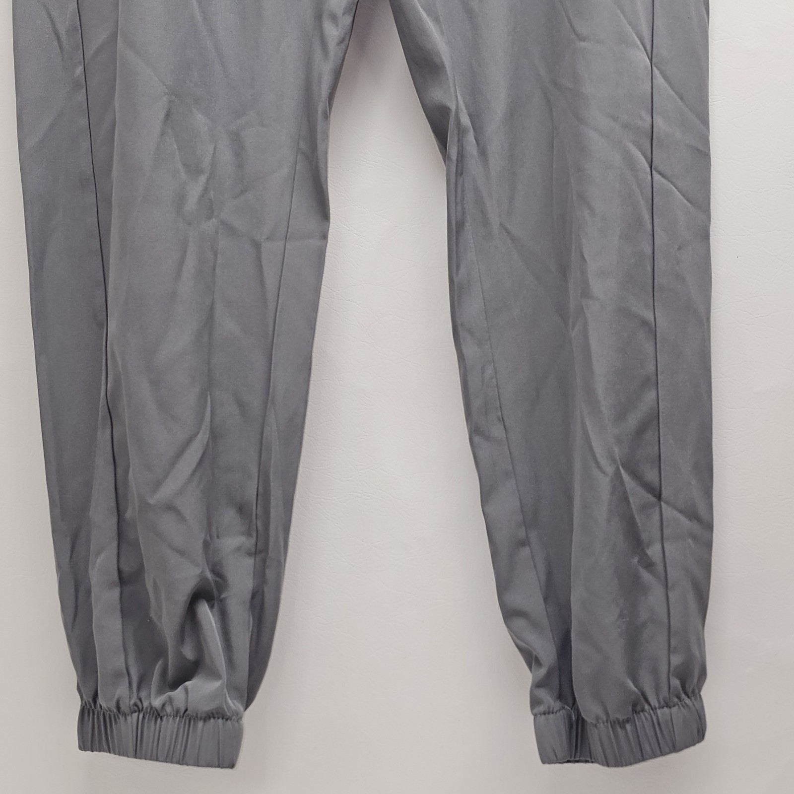 TechTraining Gray Active Pants Zip Pockets Drawst… - image 2