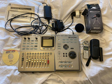 Zoom MRS-802b Multi-track Recorder with CD burner & CD rom + H1 mic CAN PACK 4U