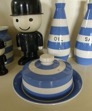 VINTAGE T.G.Green Cornishware round butter dish - Judith Onions (b)