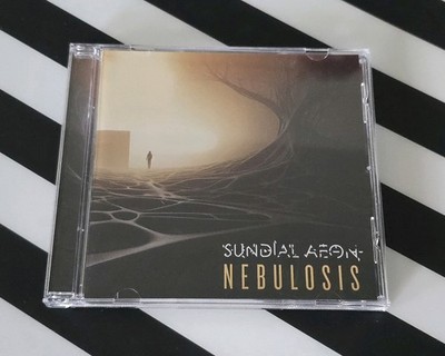 Sonnenuhr Aeon - Nebel (2025)