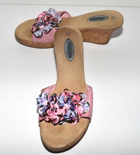 Sandals by Blue Suede Shoes Beaded Floral Faux Pink Suede Wedge Heels Size 8.5M - Picture 3 of 9