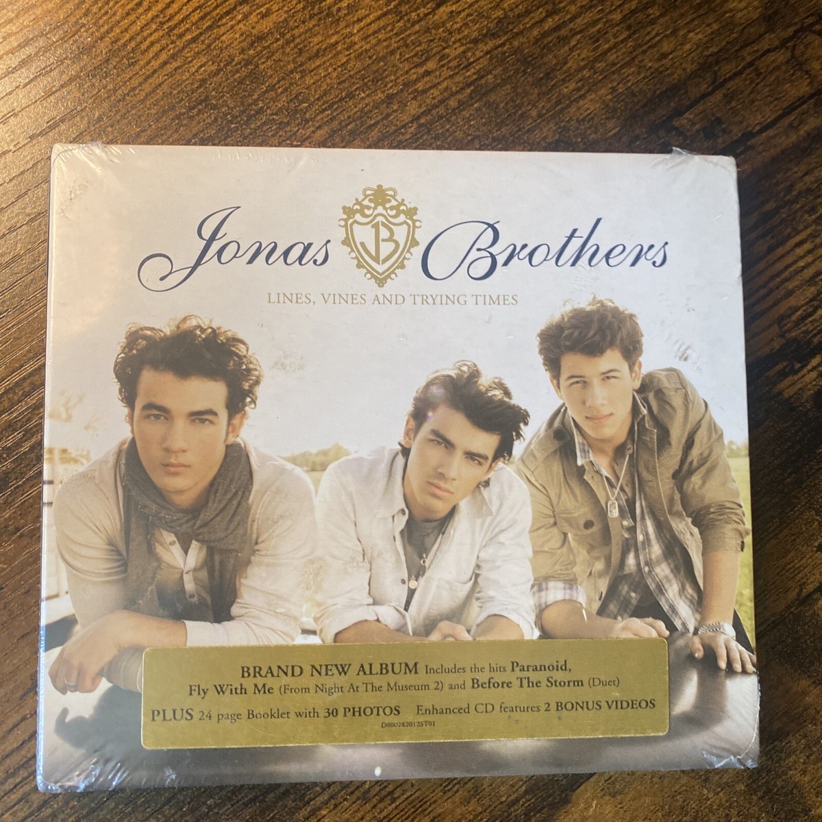 JONAS BROTHERS - Lines Vines & Trying Times - CD | eBay