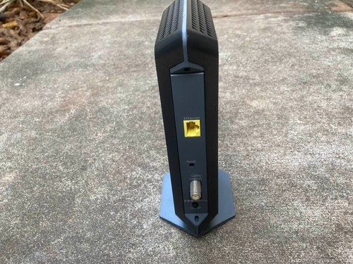 NETGEAR CM600 High Speed Cable Modem DOCSIS 3.0 with Power Adapter & Cable - Picture 7 of 7