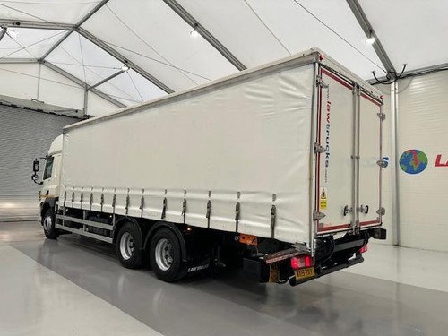 DAF CF 330 6x2 10 Tyre Sleeper Cab Curtainsider - Picture 5 of 20