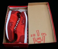 INVADER 1 Point Shoes Red Signed 46/12 invasion + sticker Banksy,shepard fairey