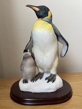 Leonardo Collection Penguins Figurine Ornament Emporor Penguin & Chick