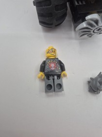 LEGO World Racers: Blizzard's Peak (8863) Red Truck