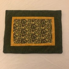 Christmas Quilted Placemats; Holly and Berries; Red/Green/Gold; NWOT