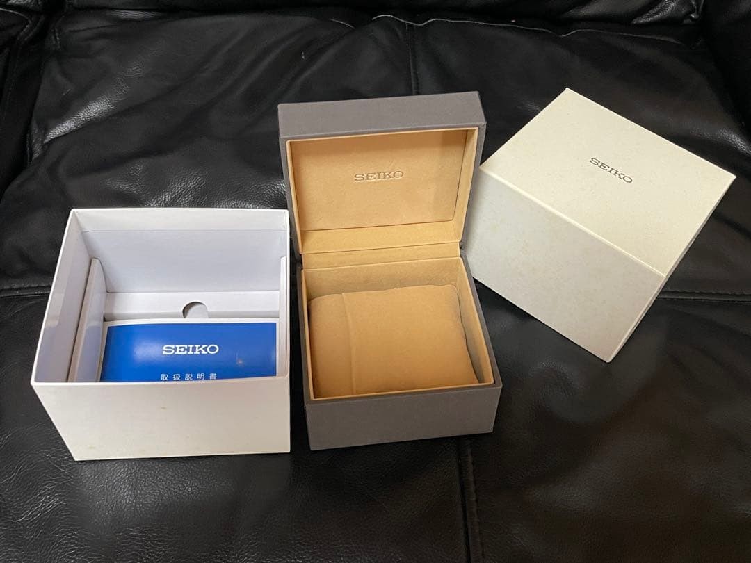 SEIKO Presage Manual Wind 6R15 with Box and Extra Strap image 6