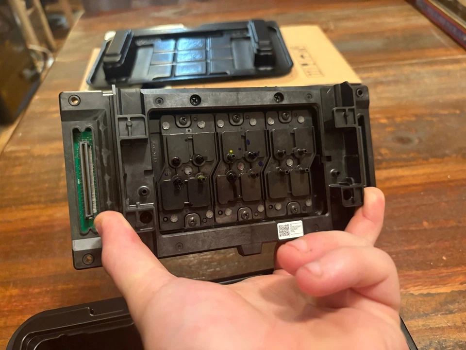 Used Epson FA52001 Printer Head for SureColor SC‑F3000 – As‑Is, Unverified COLOR - Image 3 of 4