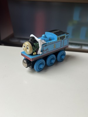 Thomas Comes To Breakfast Thomas & Friends Wooden Railway 2003 Train