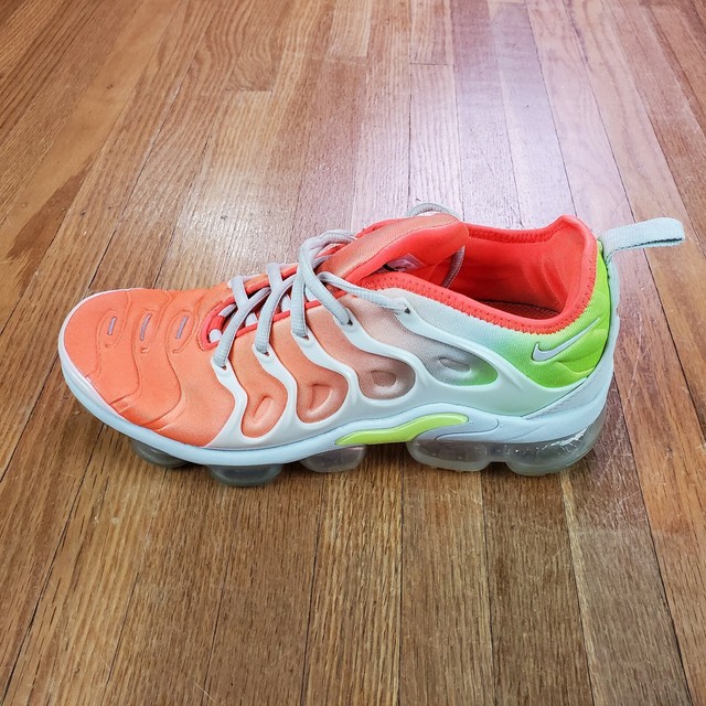 nike vapormax plus reverse sunset