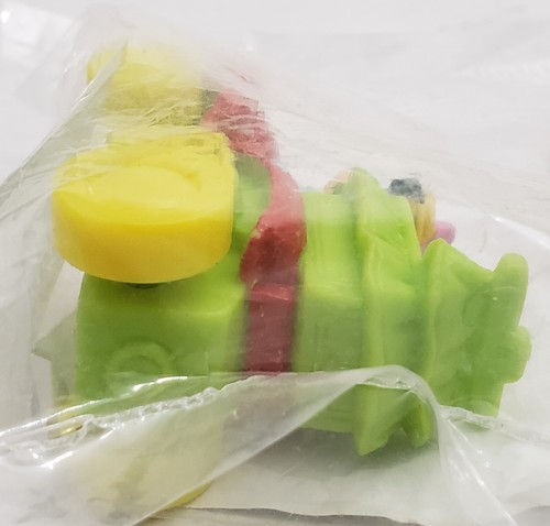 Carl's Jr/Hardee's Kids Meal Toys 1989 to 2019 Your Choice -Choose what you want - Picture 54 of 668