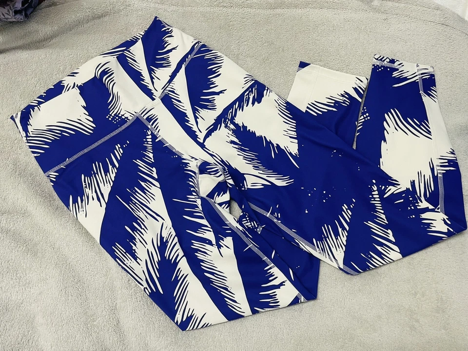 Fabletic Exercise Legging - Image 3 of 3