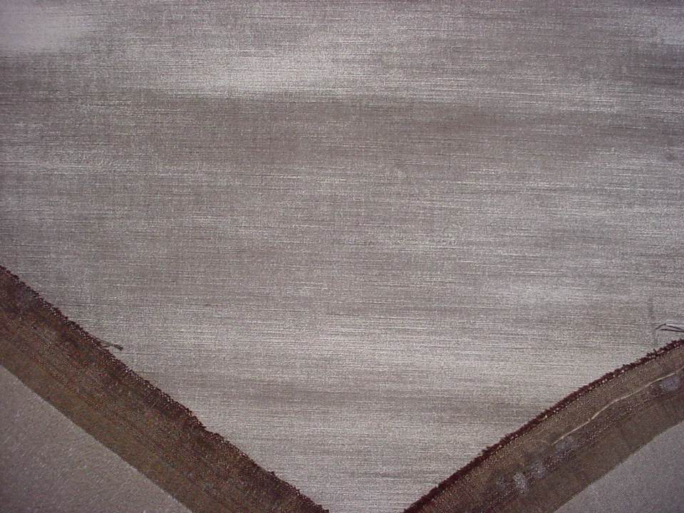 4-1/2Y Ralph Lauren LCF66586F Vanderbilt Velvet Silver Upholstery Fabric - Image 4 of 4