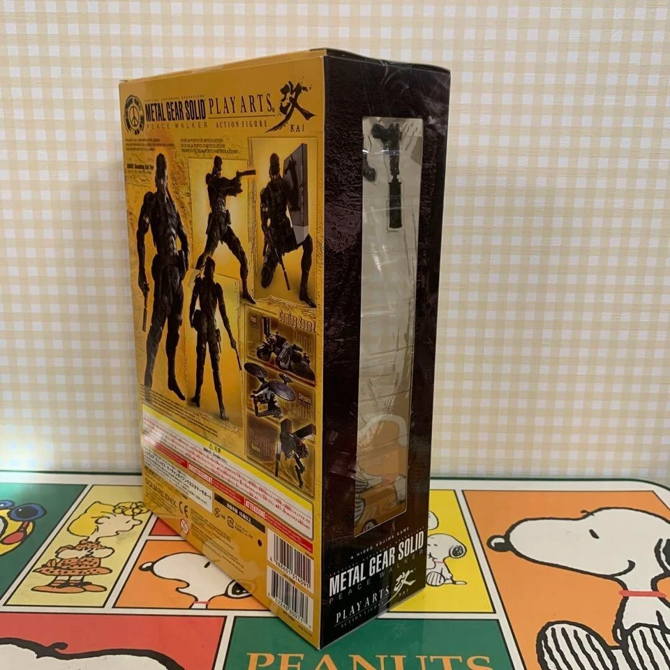Play Arts Kai Metal Gear Solid Peace Walker Snake Sneaking Suit ver. Square Enix Foto 4 de 4