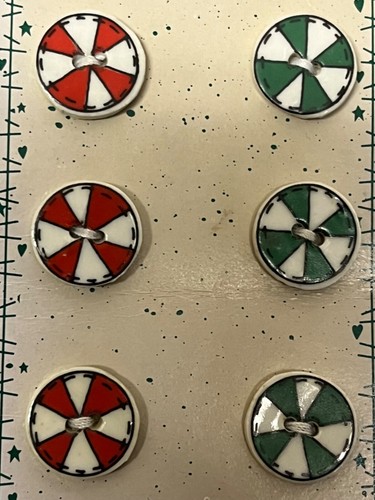 Trena's Trinkets Christmas Peppermint Candy Buttons 1997 2cm 2 Hole - Picture 3 of 7