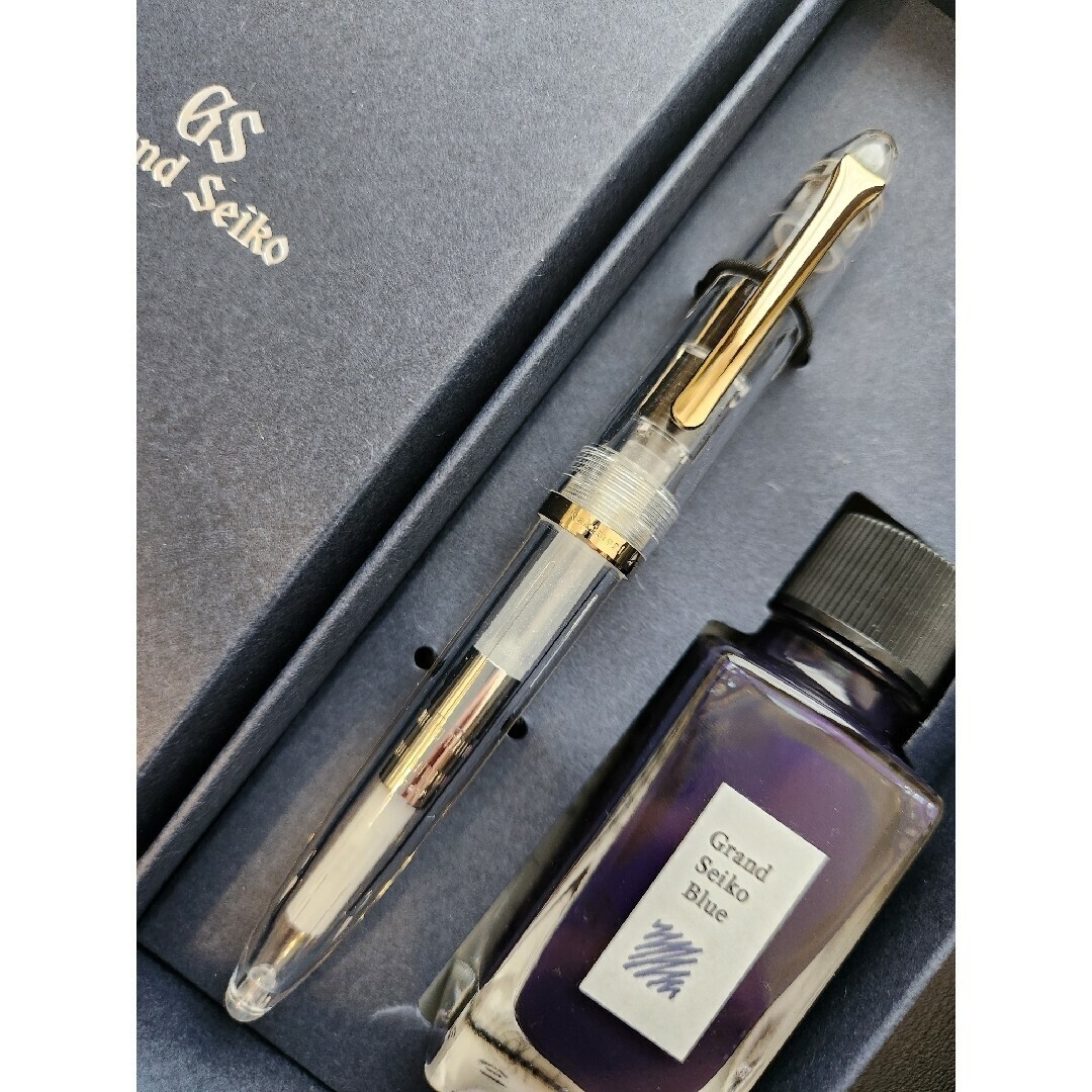 Grand Seiko 万年筆とインクセット Grand Seiko 万年筆と青インクセット