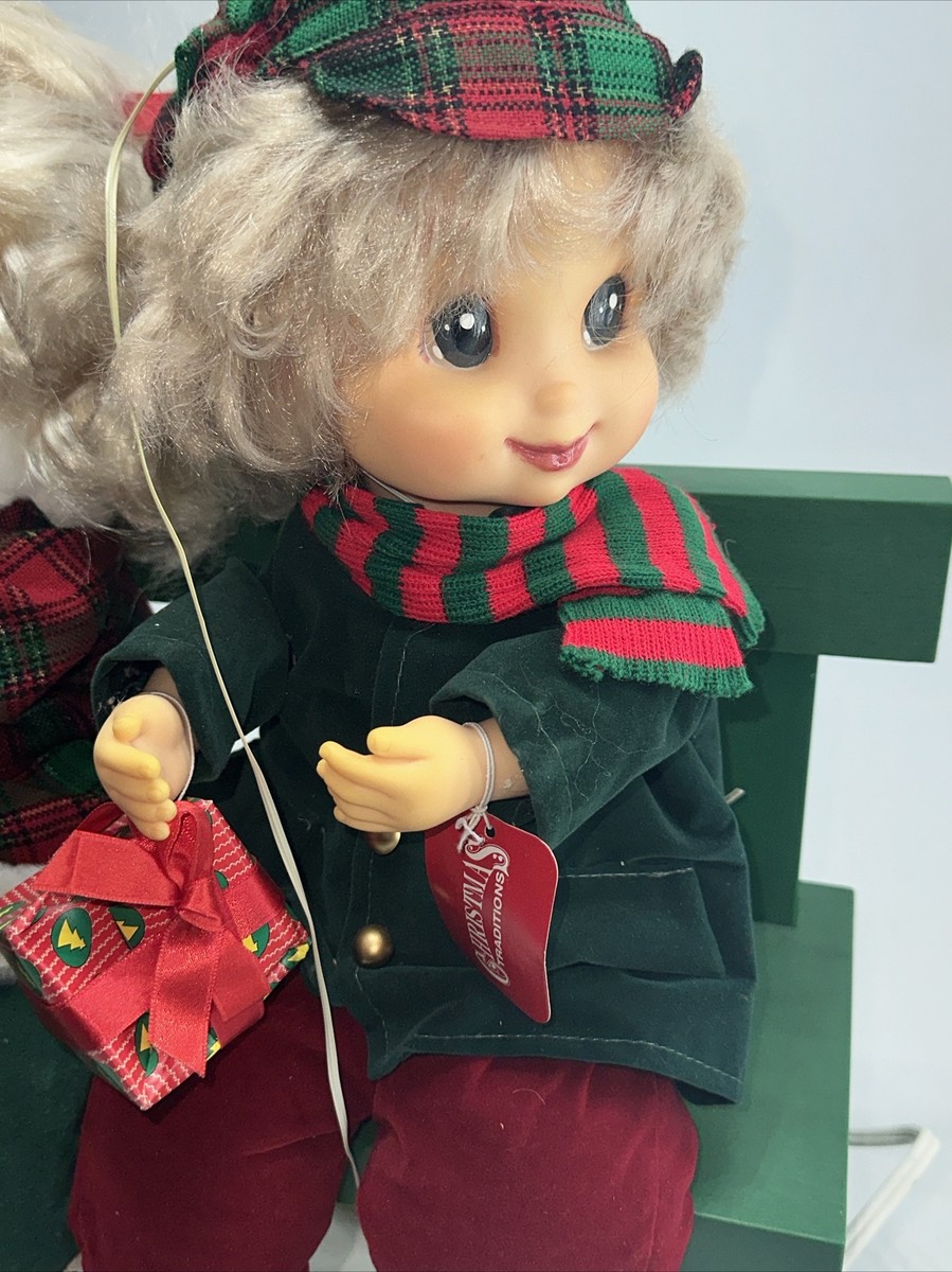 Animated Christmas Girl & Boy On Bench Lamp Post Motion Light