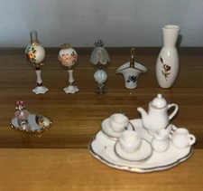 Dollhouse Vintage Miniature 3xChrysnbon Parlor Lamps, Tea Set, Vase, Vanity Tray
