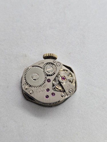 Vintage Swiss Made Tiffany 17 Jewel Mechanical Wristwatch (Running) - Picture 5 of 6