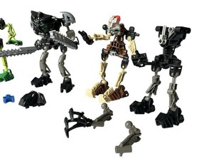 Bionicle Lot 8566 / 8535 / 8531 / 8532 *INCOMPLETE*
