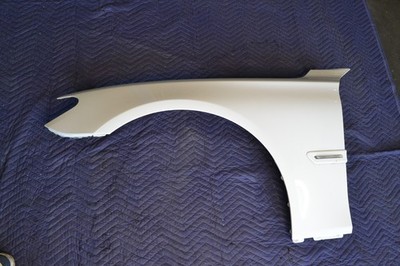2009-2015 BMW 740i 750i Left Front Fender ALPINE White 300 41007261461 OEM