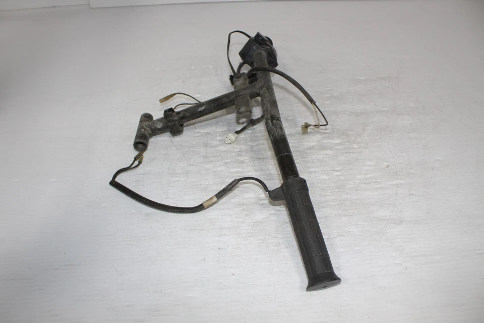 1994 YAMAHA OVATION LE OEM HANDLEBAR 85N-23811-00-00 - Image 2 of 4