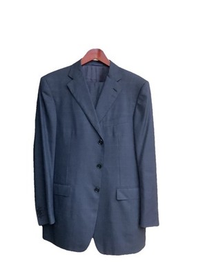 Ermenegildo Zegna 2 Piece Window Pane Suit  EU 52 R. USA 44 Silk & Wool
