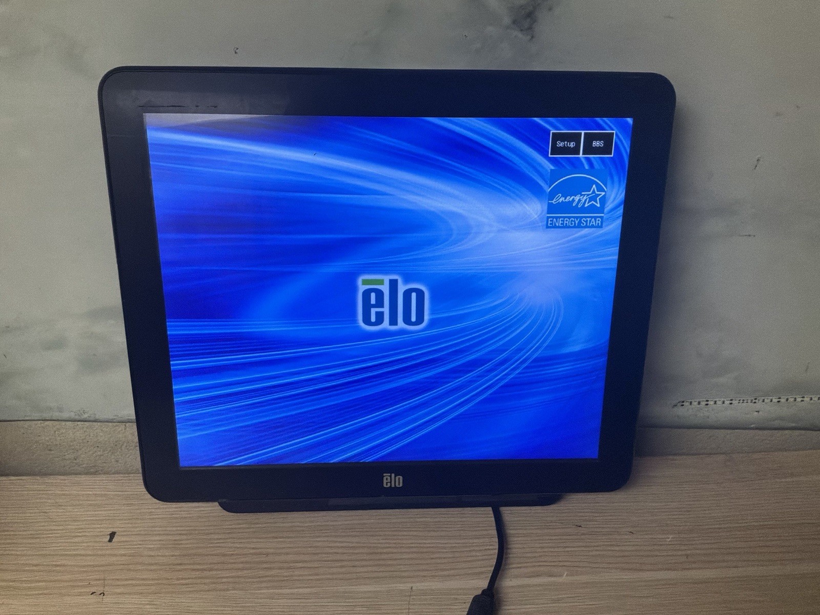 ELO - ESY17X2 - 17" in ALL IN ONE TOUCHSCREEN COMPUTER POS AIO SYSTEM/JUA4108