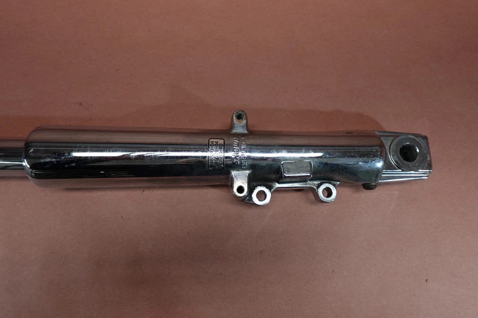 Harley-Davidson Electra Glide 2001-2006 suspensión horquilla izquierda cromada FLHTCSE Foto 4 de 4