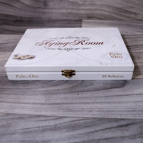 Caja de cigarros de madera vacía Pelé de Oro Scherzo 9,5" x 7" x 1,25 ~ - Imagen 4 de 12