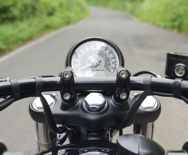 Motone Up And Over Handlebar Risers 1” Triumph Bobber, Speedmaster