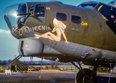 WW2 WWII Photo USAAF B-17G Flying Fortress Nose Art Queenie World