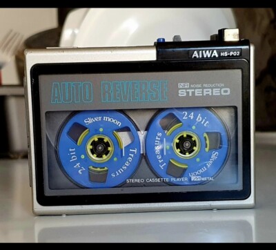 Super rare Retro AIWA HS-P02 Personal Cassette Player Walkman 1982