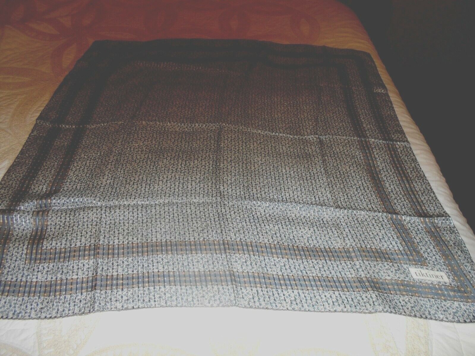 Picture 2 of 4
