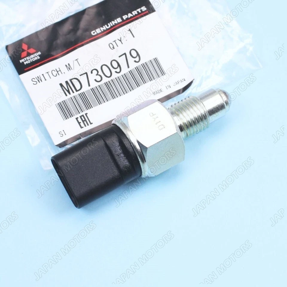 Interruptor de luz de reversa/respaldo original OEM Mitsubishi Eclipse Mirage MT MD730979 Foto 3 de 4