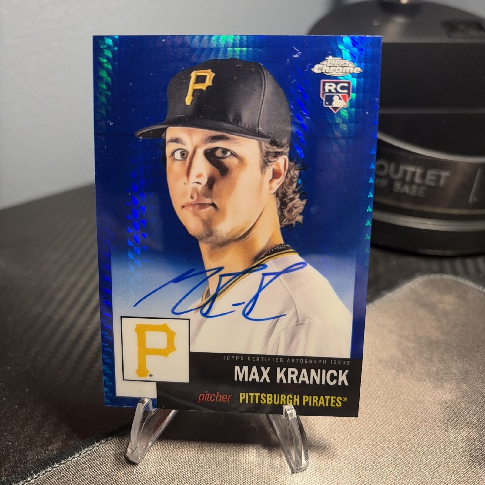 2022 Topps Chrome Platinum Anniversary Max Kranick BLUE PRISM RC   auto /99 