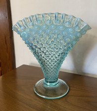 Large Vintage Fenton Blue Opalescent Fan Hobnail Vase Aqua Blue 7.5x8.5