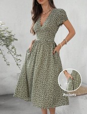 Brand New Size 16 Ditsy Flowy Floral Summer Holiday Wedding Casual Midi Dress