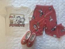 Peanuts Snoopy Pajama Set Kids Size 6/7 Shirt Pants Slippers Matching Outfit