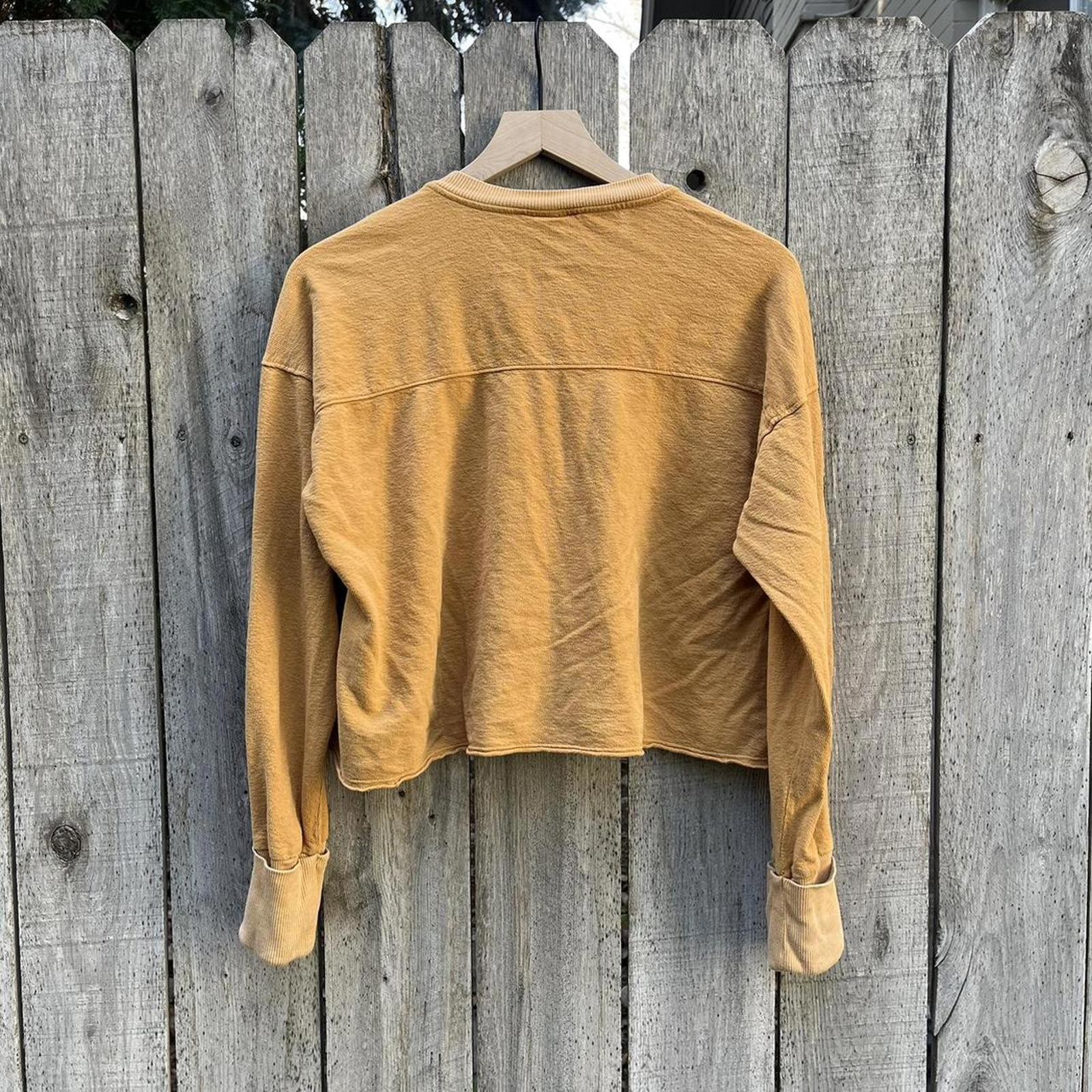 Universal Thread Oversized Cropped Thermal Mustar… - image 3