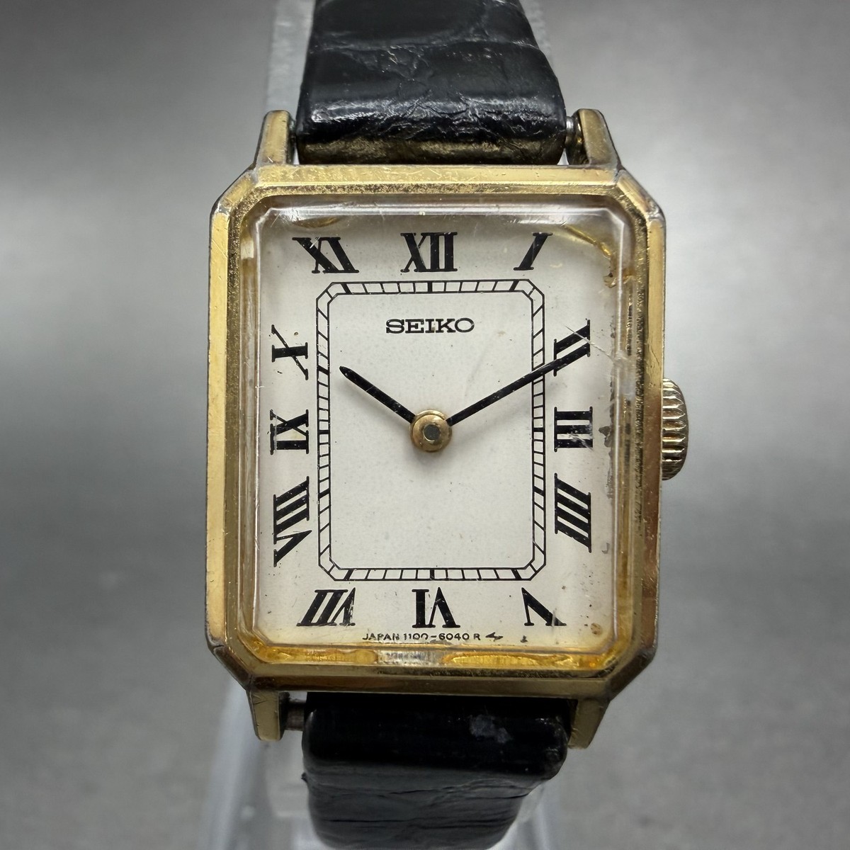 Seiko Tank Watch Women 18mm White Dial Gold Tone Manual Wind 1100